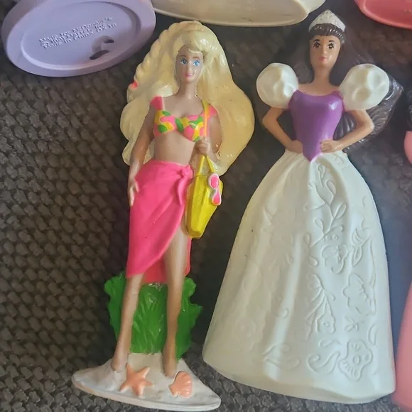 Barbie Figurine Collection - McDonalds Happy Meal - Picture 4 of 5